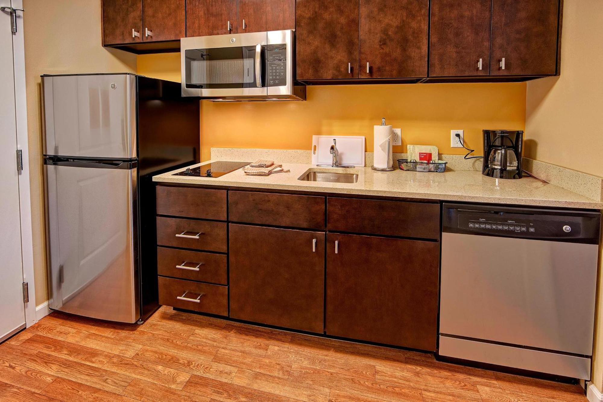 Towneplace Suites By Marriott Hattiesburg Exteriör bild